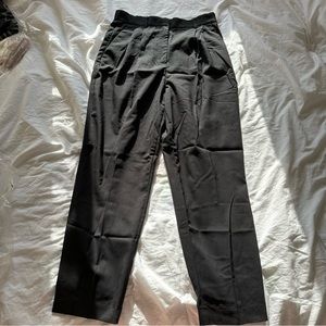 H&M high waist elastic waist black slacks women’s size US 8